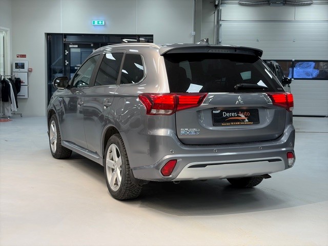 Mitsubishi Outlander PHEV 
