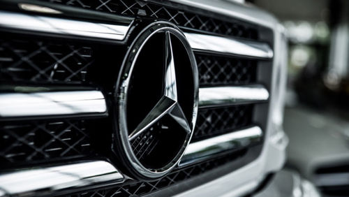 Mercedez Banz
