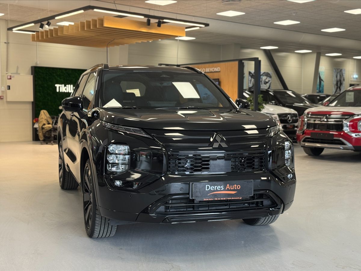 Mitsubishi Outlander 2,4 PHEV Instyle + Black Edition årg. 2026