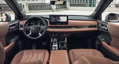 Outlander interior.png (1)